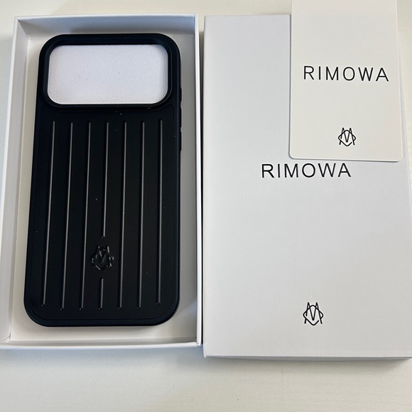 RIMOWA Sleek Black Phone Case